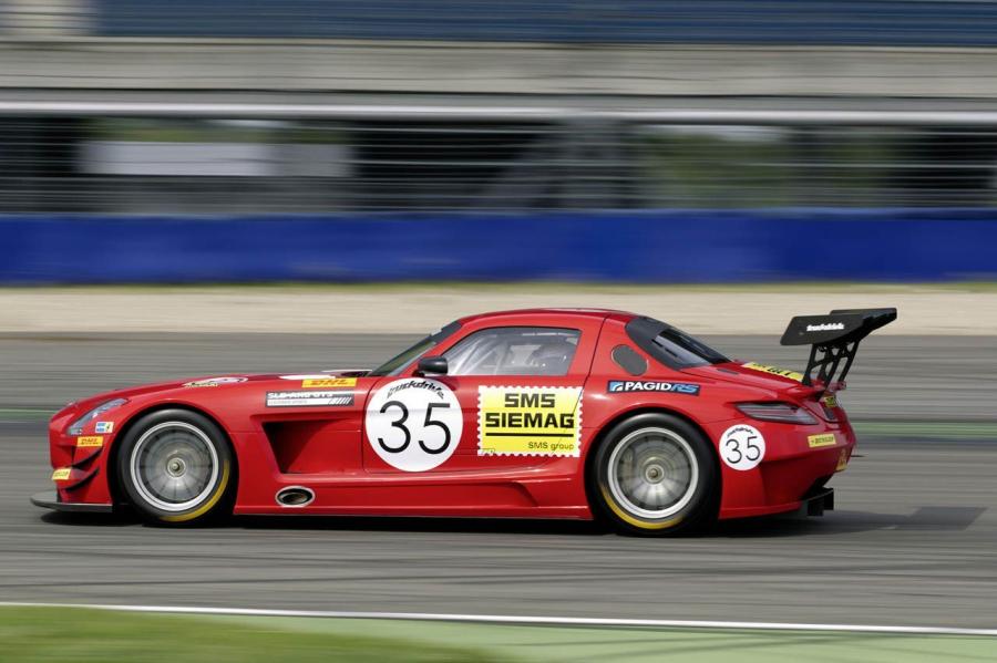  Mercedes-Benz SLS AMG GT3 2011 года  (фото 24 из 38)